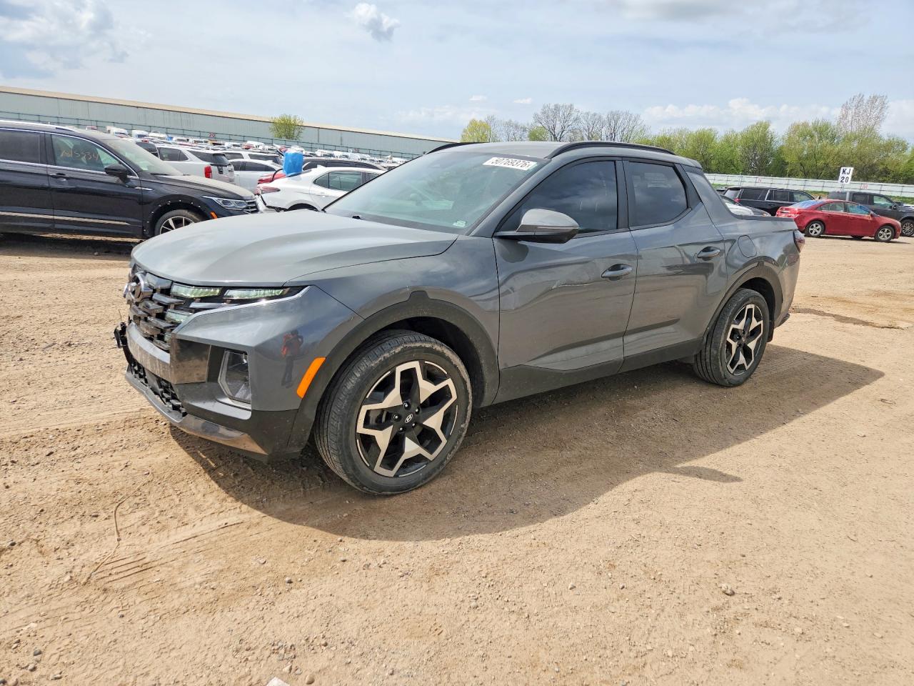 Salvage Hyundai SANTA CRUZ Image