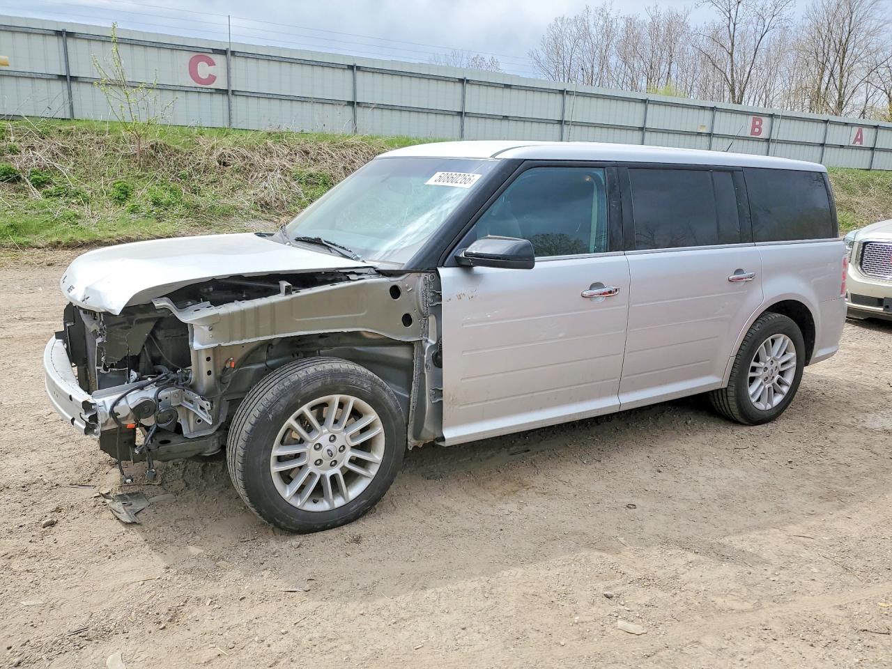 Salvage Ford Flex Image