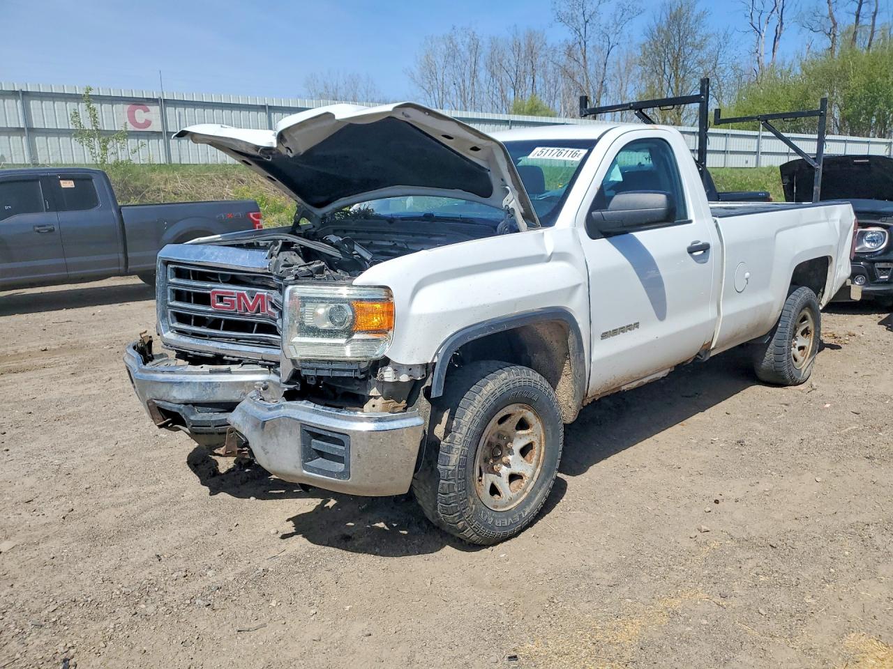 Salvage GMC Sierra Image