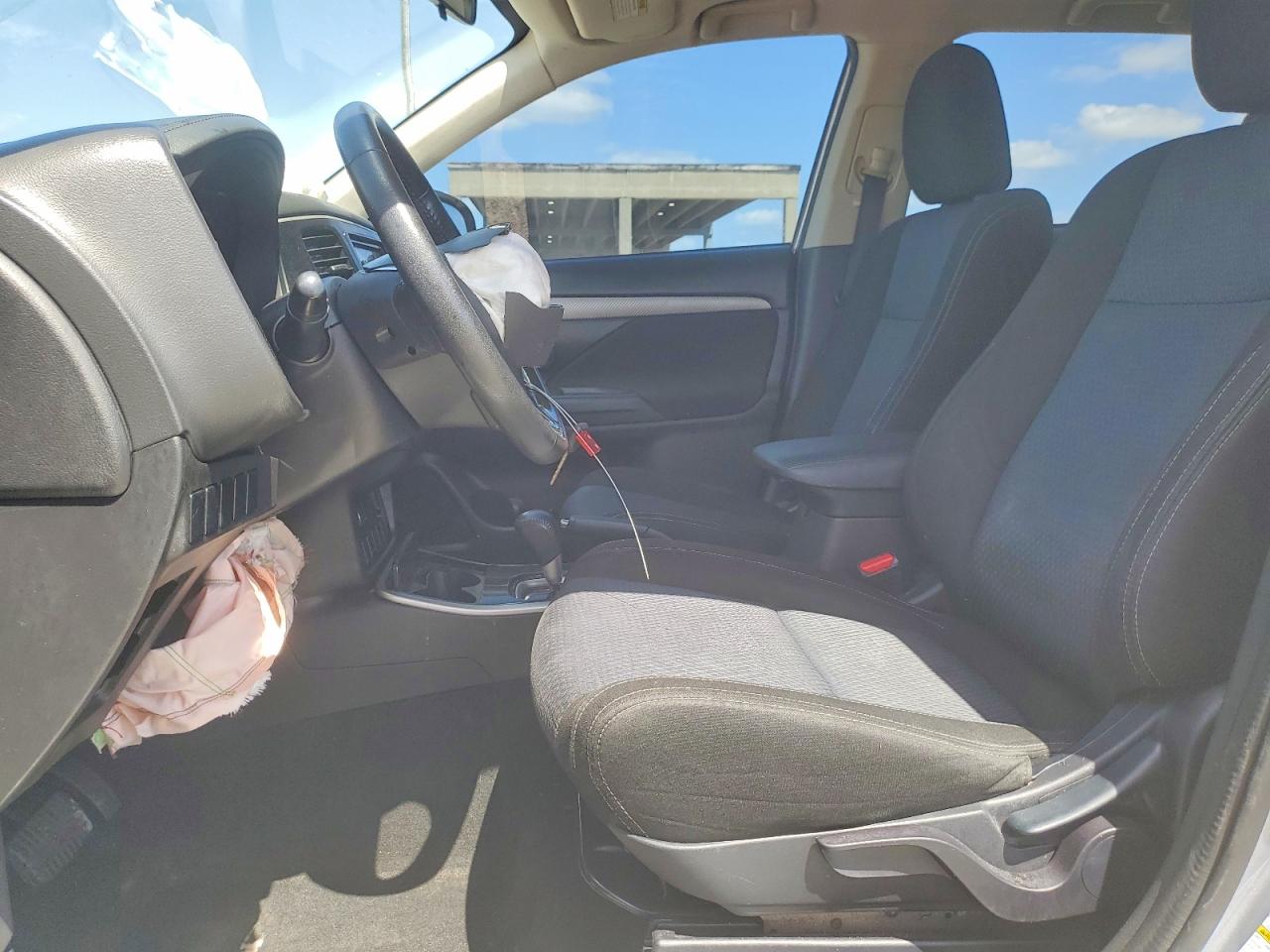 Mitsubishi Outlander Es