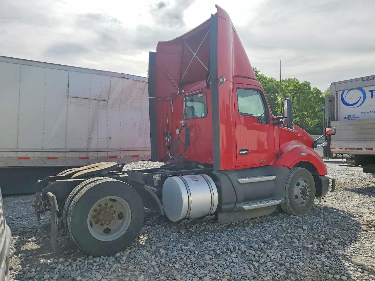 Kenworth Construction