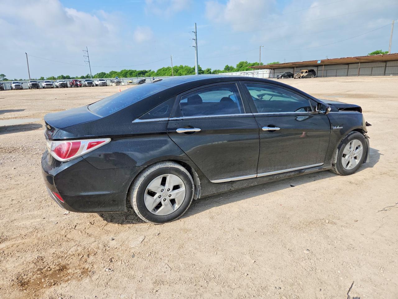 Hyundai SONATA Hybrid