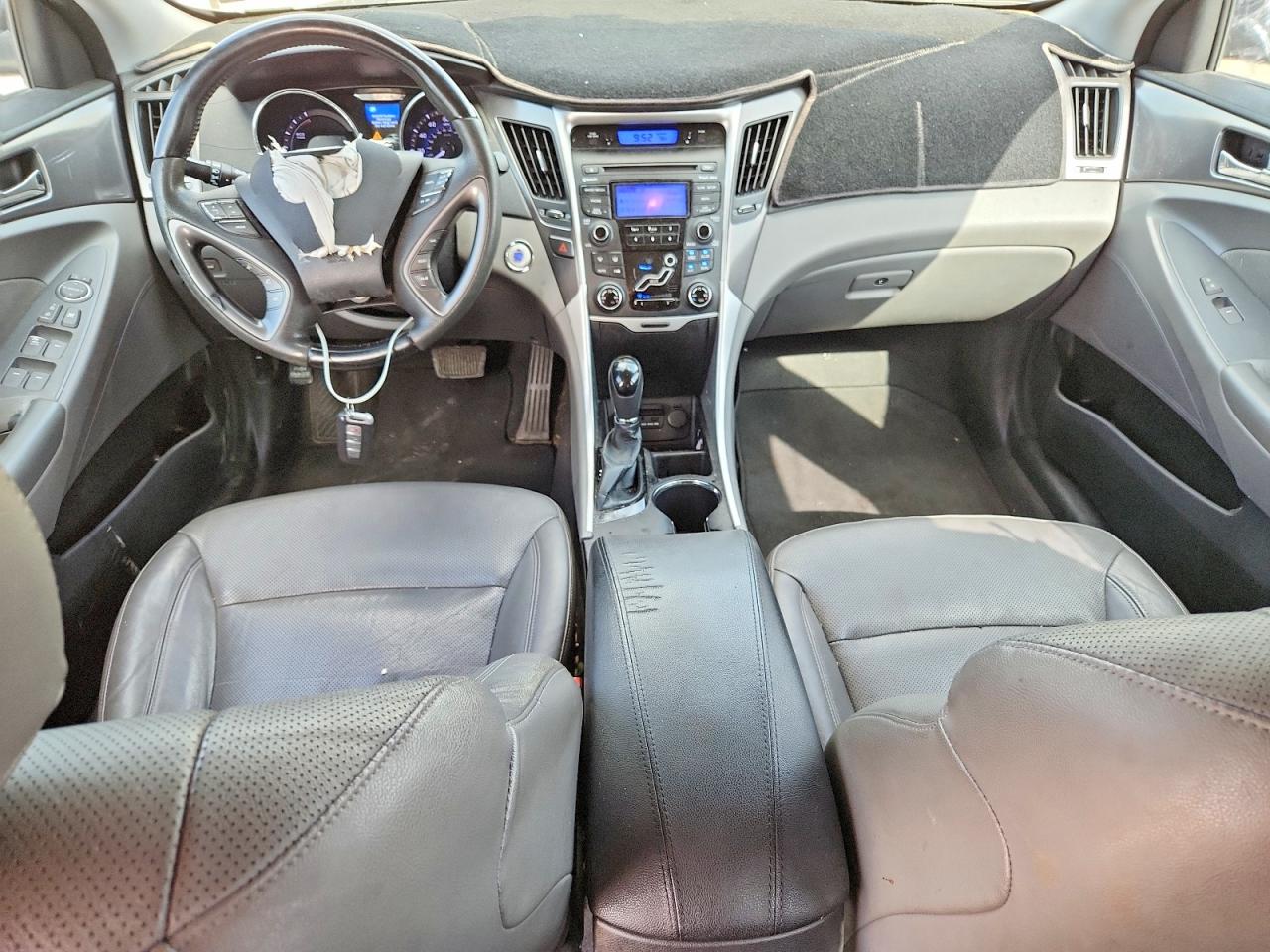 Hyundai SONATA Hybrid