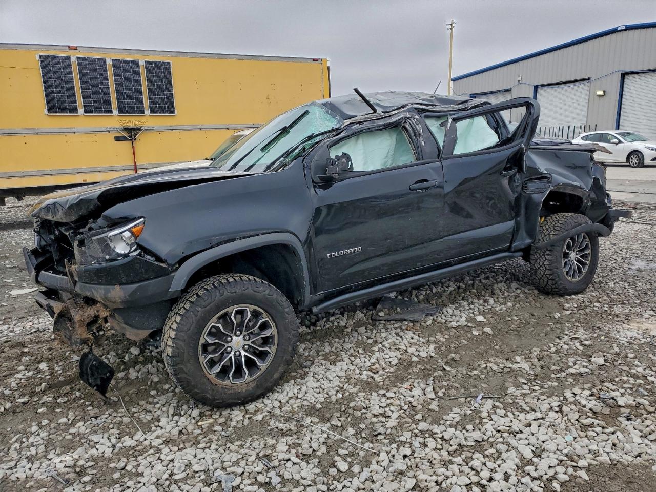 Salvage Chevrolet Colorado Image