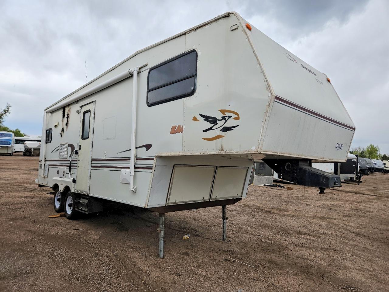 Salvage Jayco Eagle Image