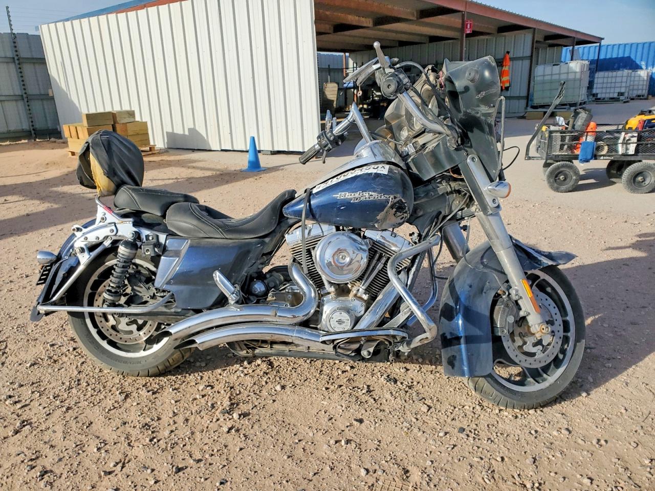Salvage Harley-Davidson Fl Image