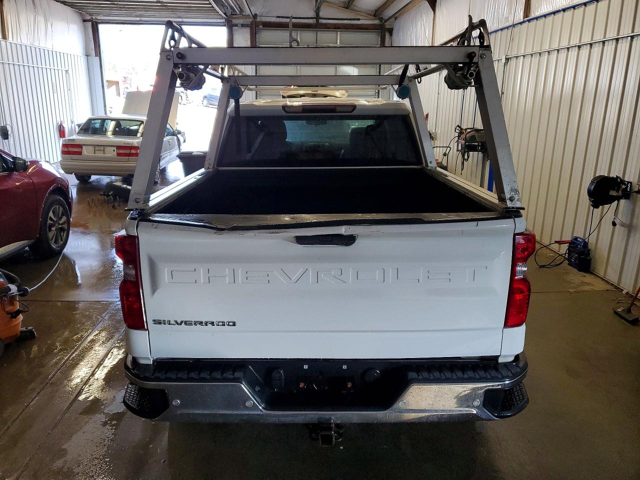 Chevrolet Silverado C1500