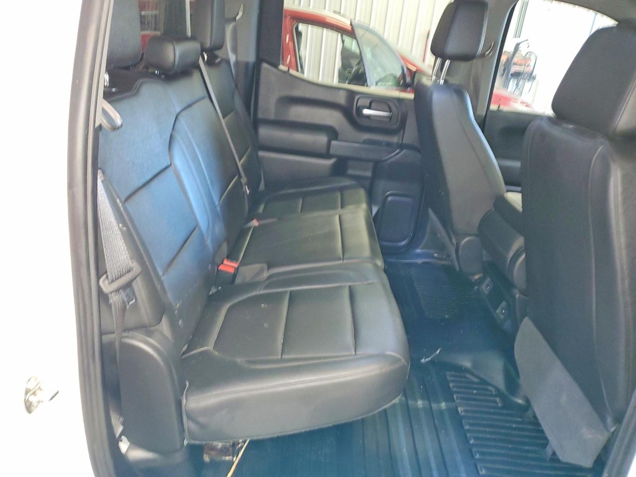 Chevrolet Silverado C1500