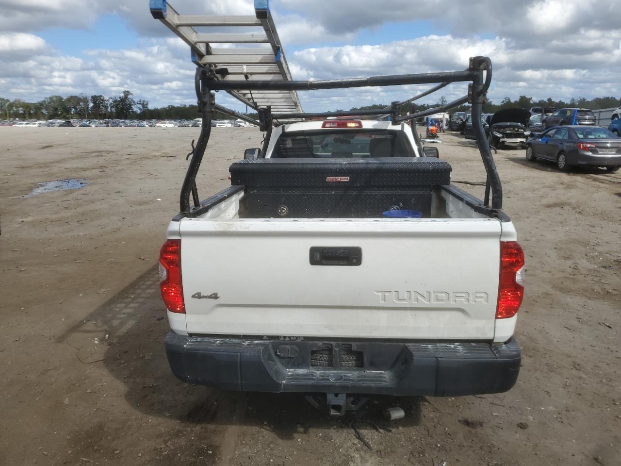 Toyota Tundra Sr