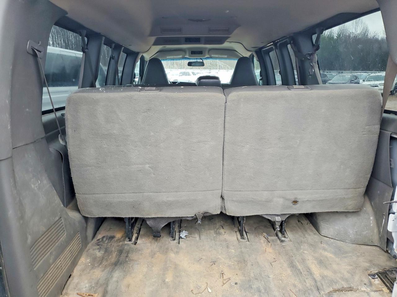 Chevrolet Express Ls