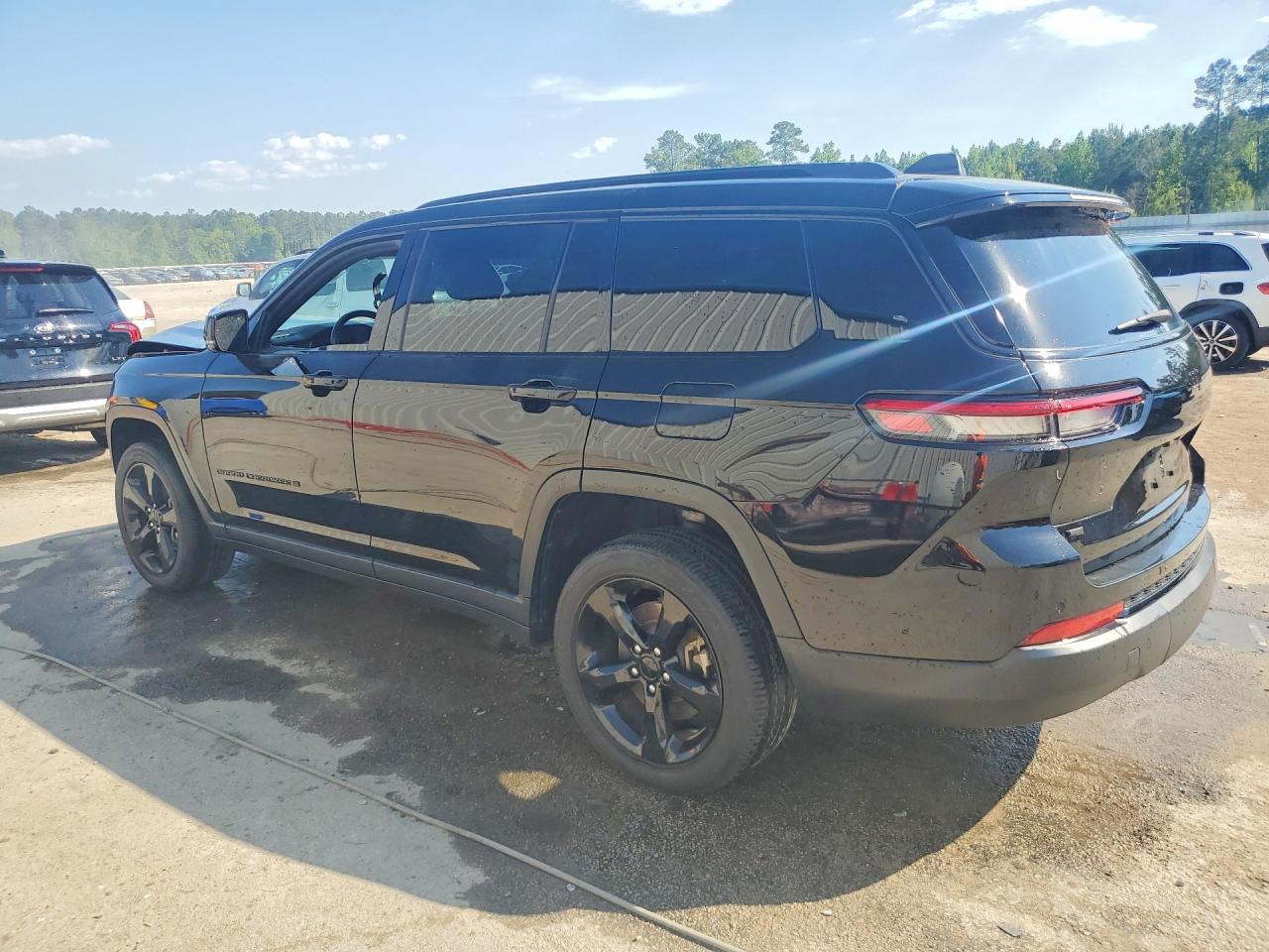 Jeep Cherokee L Laredo