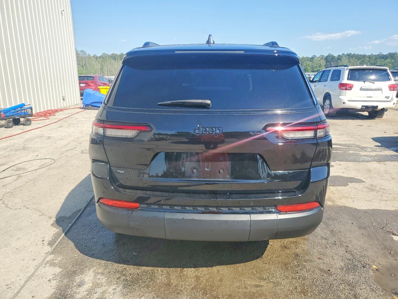 Jeep Cherokee L Laredo
