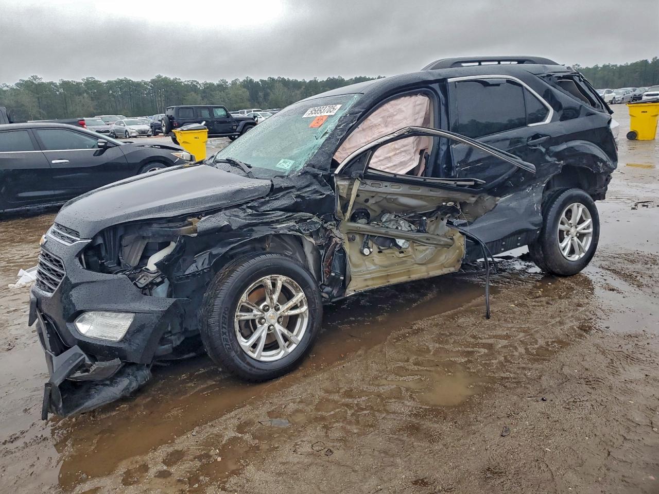 Salvage Chevrolet Equinox Image