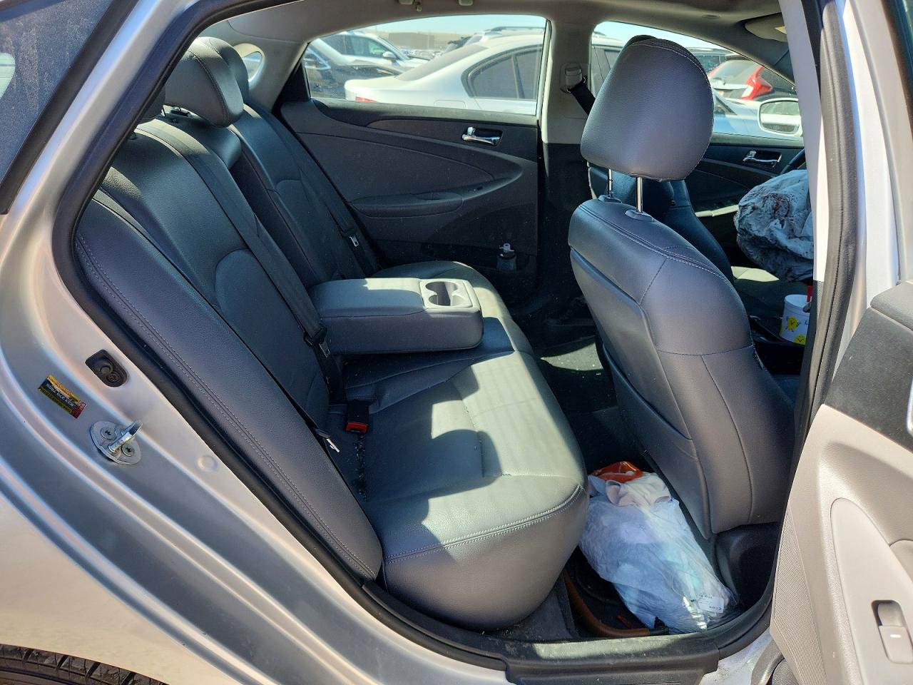 Hyundai SONATA Se 2.0t