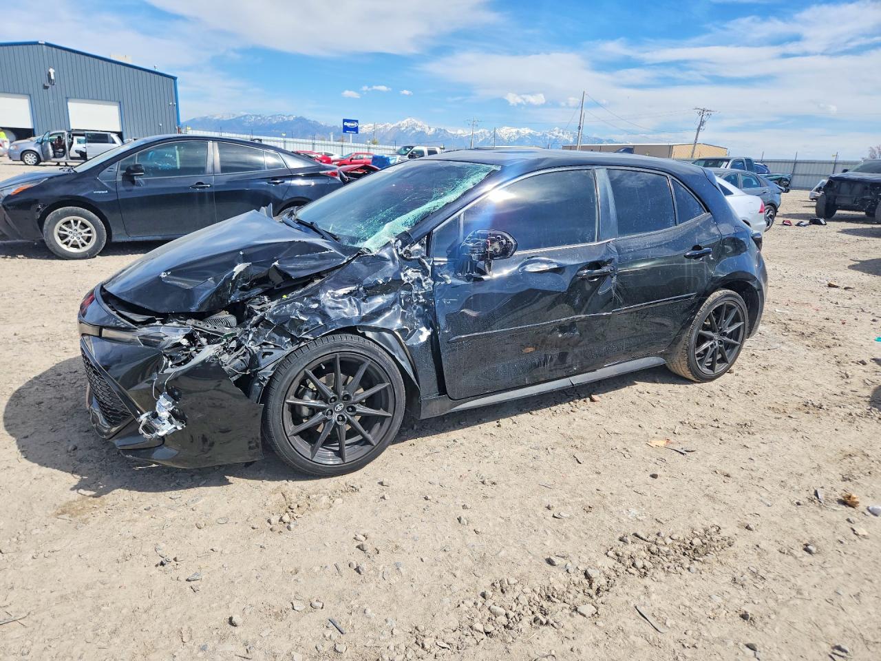 Salvage Toyota Corolla Image