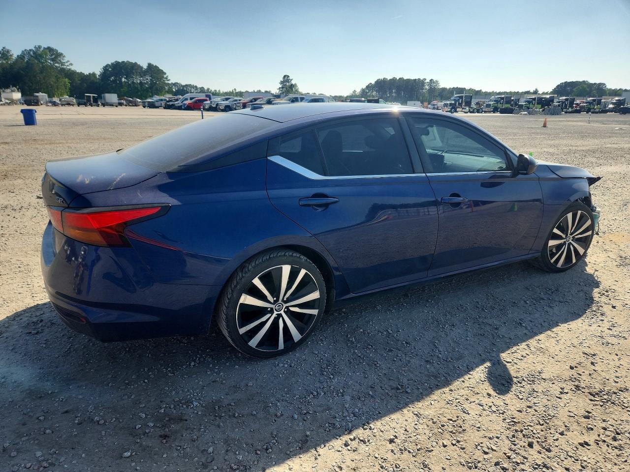 Nissan Altima Sr