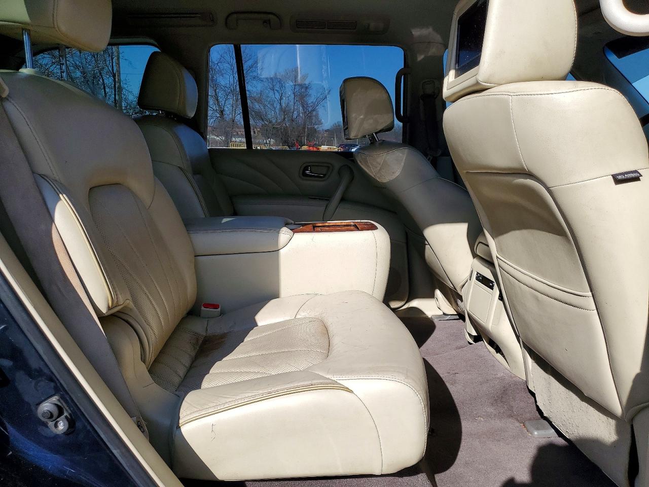 INFINITI Qx Base
