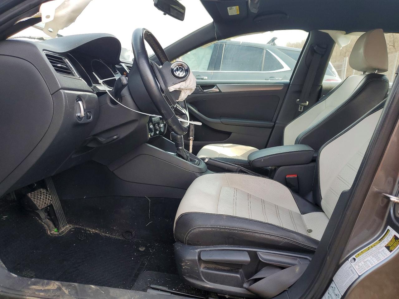 Volkswagen Jetta Sport