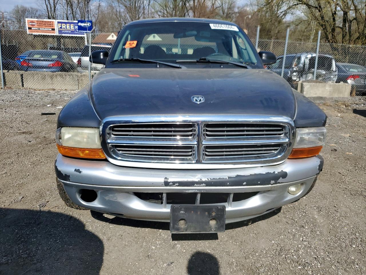 Dodge Dakota Quad Slt