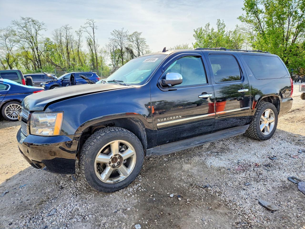 Salvage Chevrolet Suburban Image