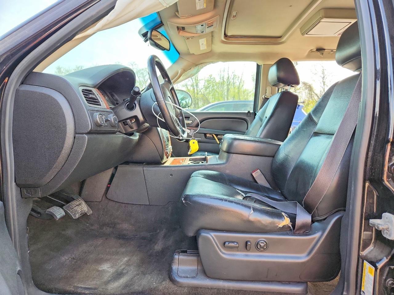 Chevrolet Suburban K1500 Ltz