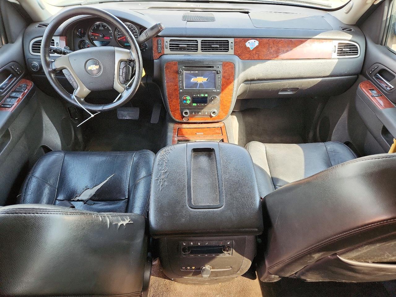 Chevrolet Suburban K1500 Ltz