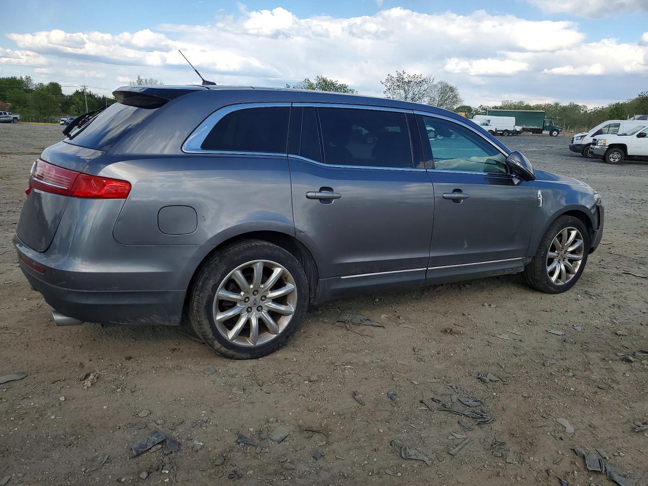 Lincoln MKT