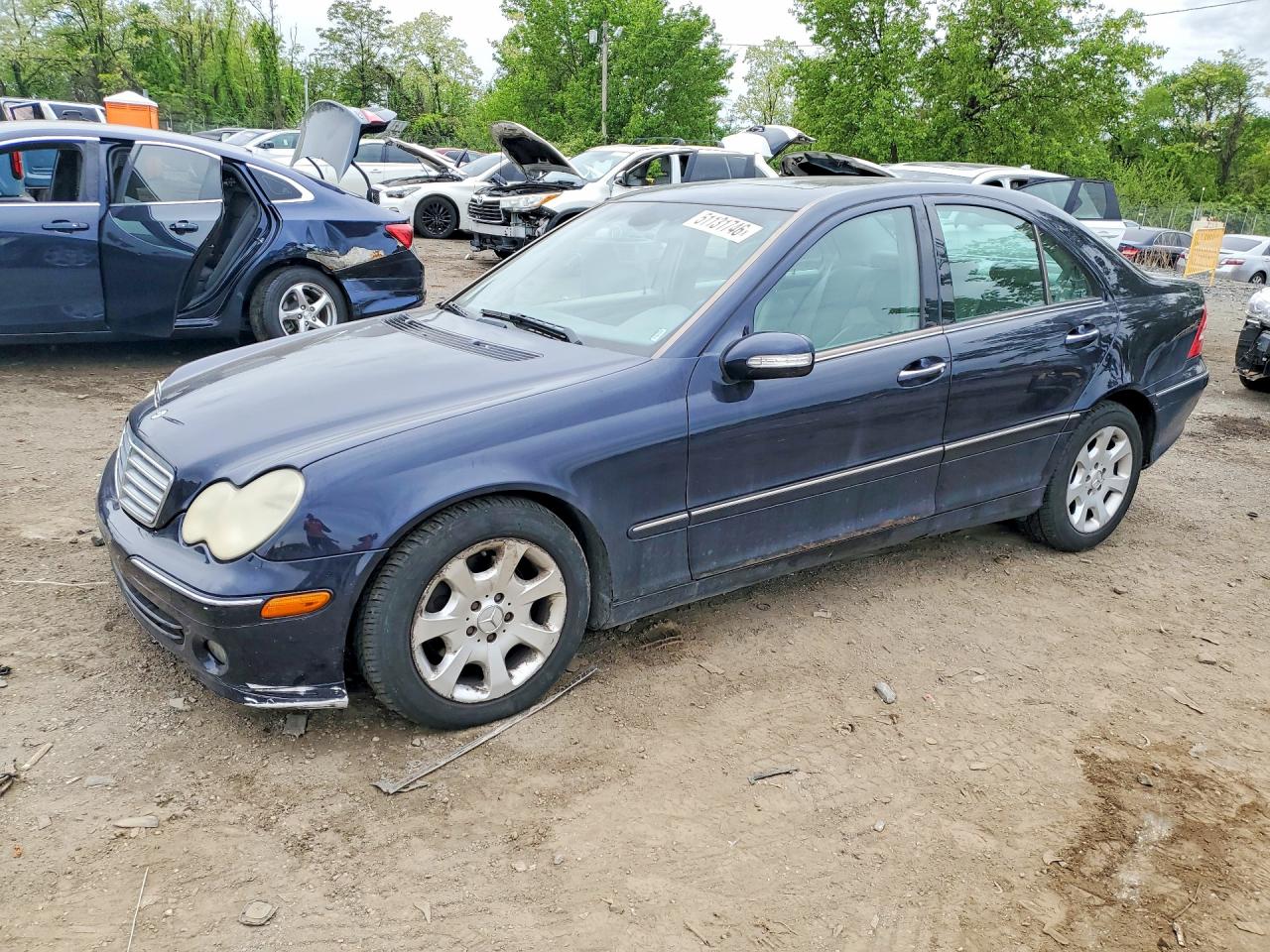 Salvage Mercedes-Benz C-Class Image