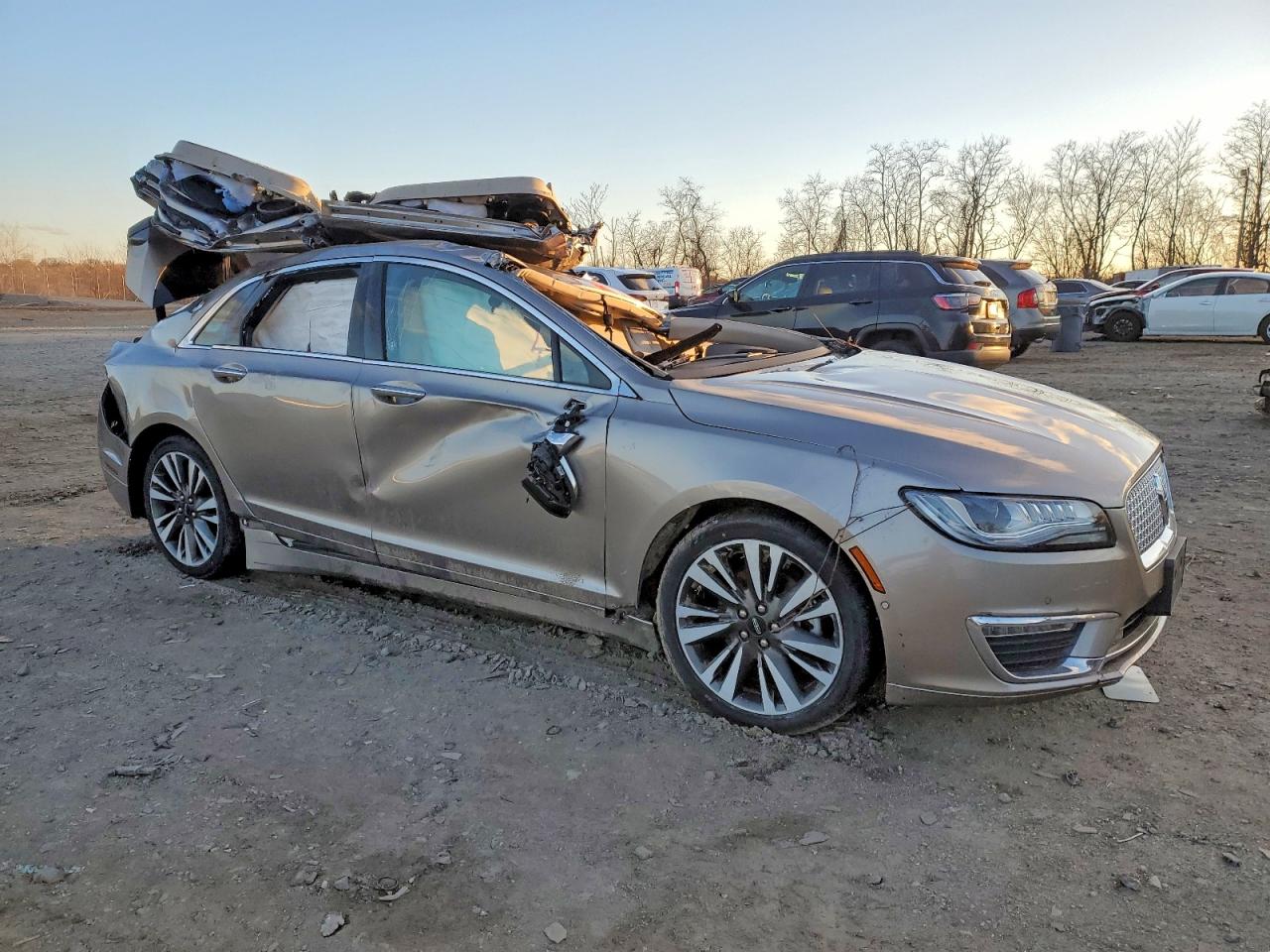 Lincoln MKZ Reserve