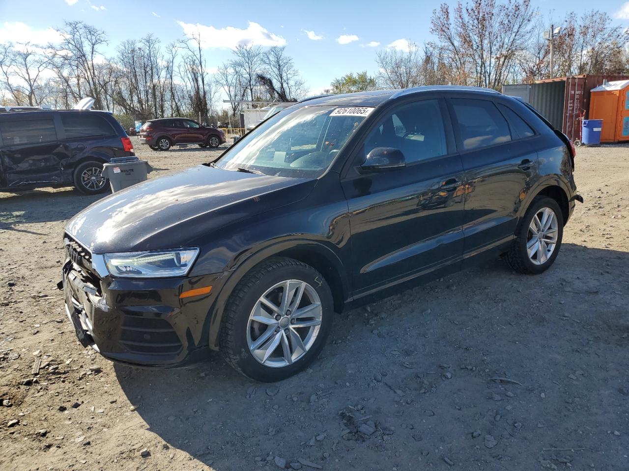 Salvage Audi Q3 Image