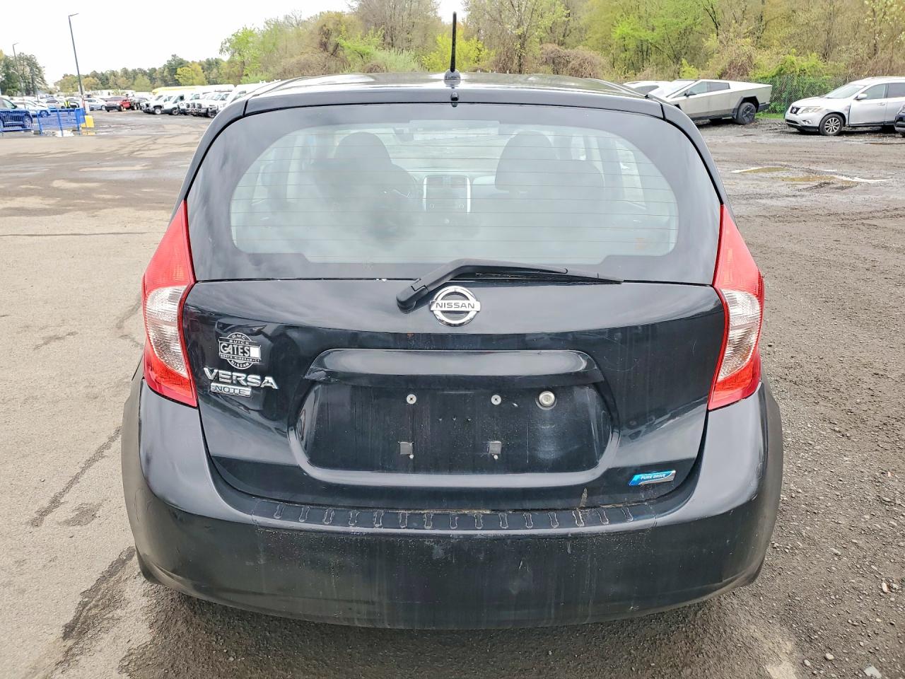 Nissan Versa S Plus