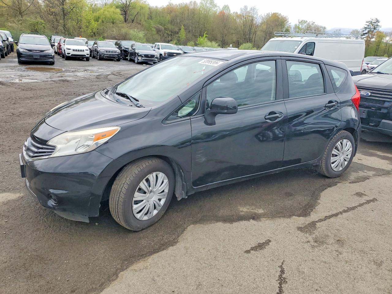 Salvage Nissan Versa Image