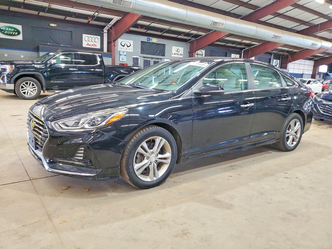 Salvage Hyundai SONATA Image