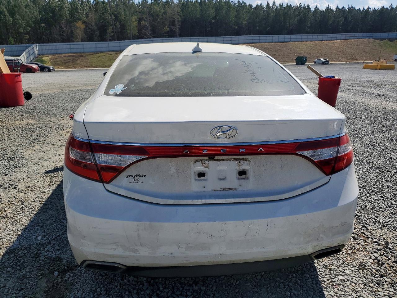 Hyundai Azera Base