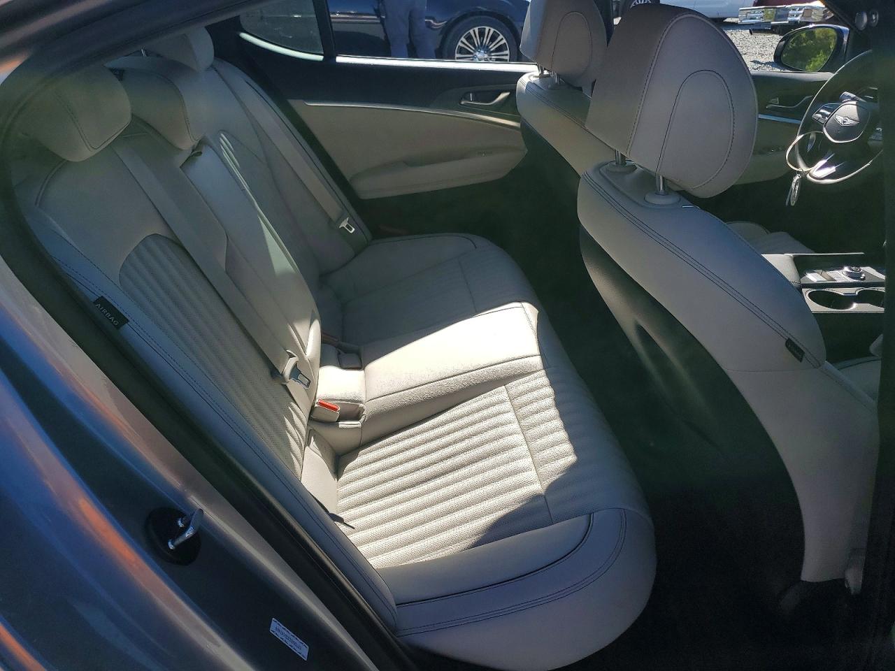 Genesis G70 2.5t S 2.5t Sport Prestige