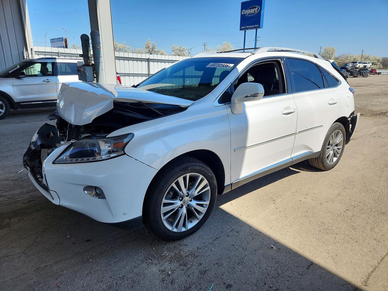 Salvage Lexus RX Image