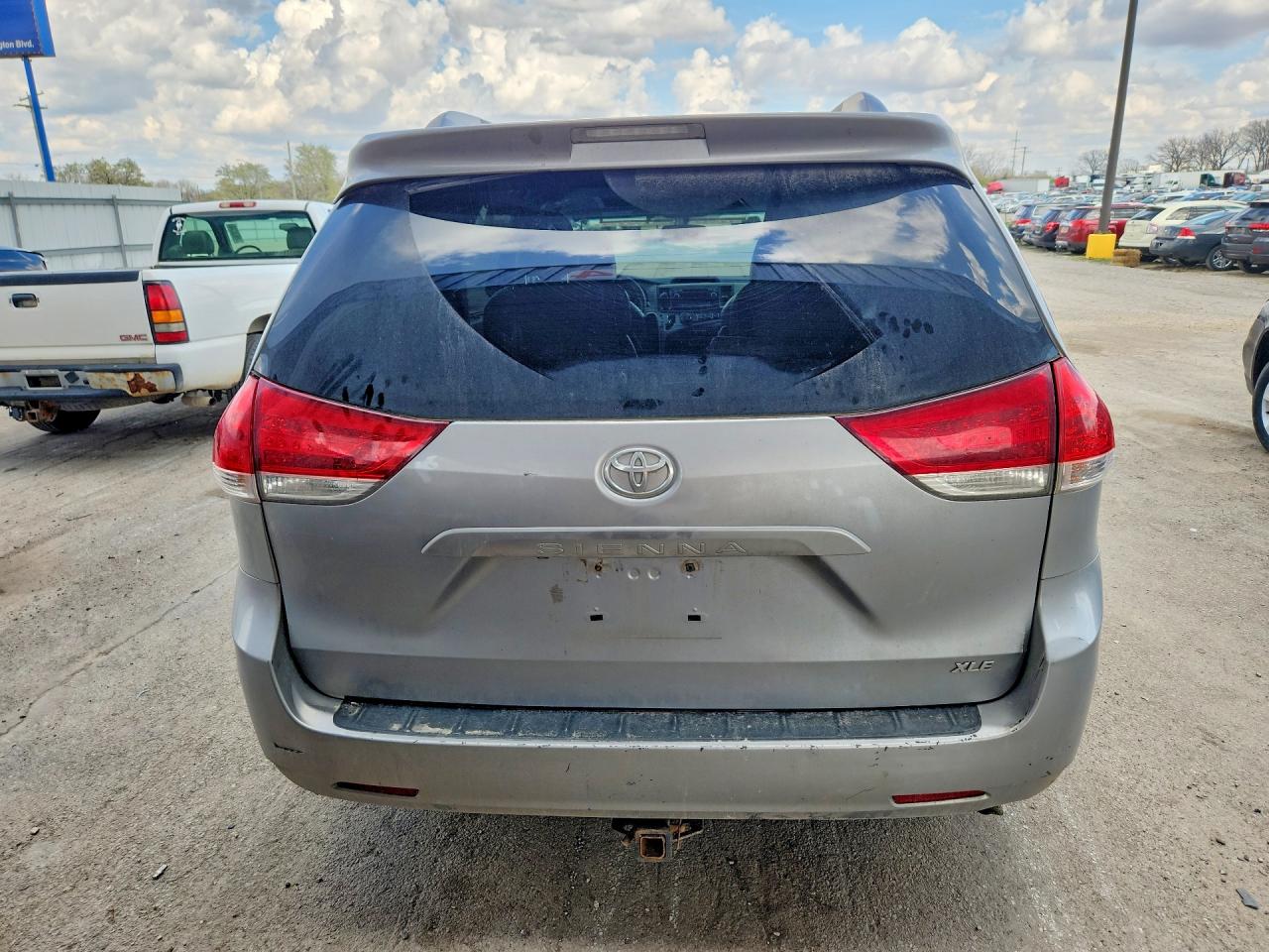 Toyota Sienna Xle 8-passenger