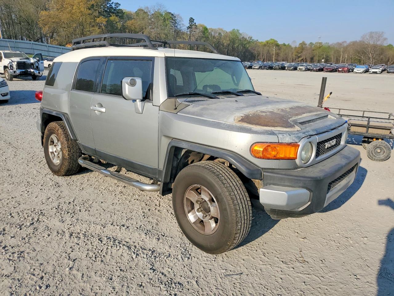 Toyota FJ Cruiser Base
