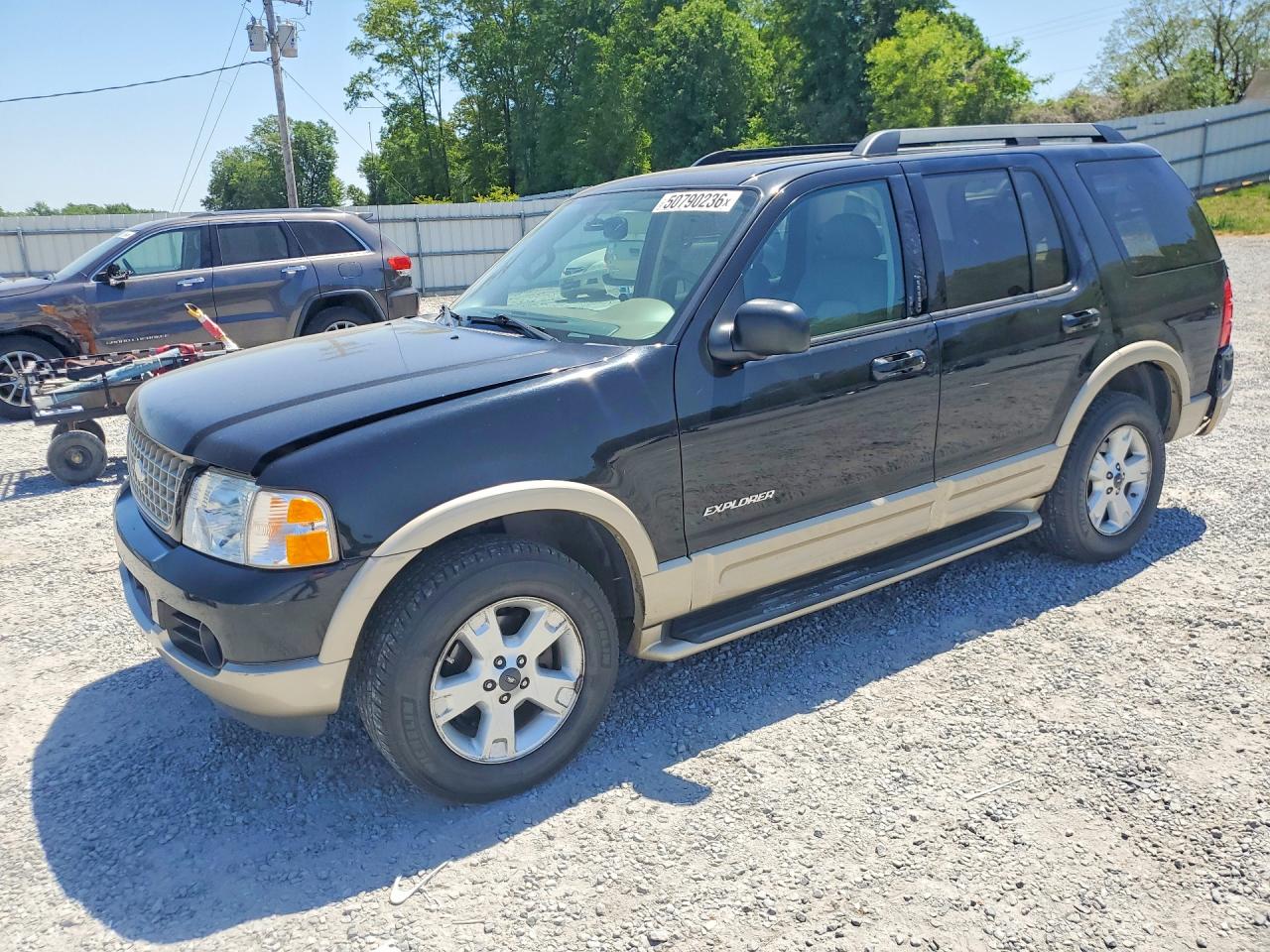 Salvage Ford Explorer Image