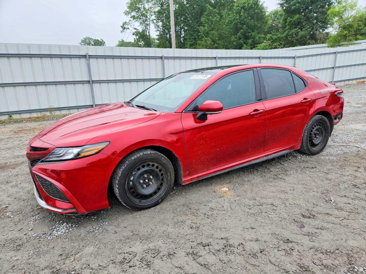 Salvage Toyota Camry Image