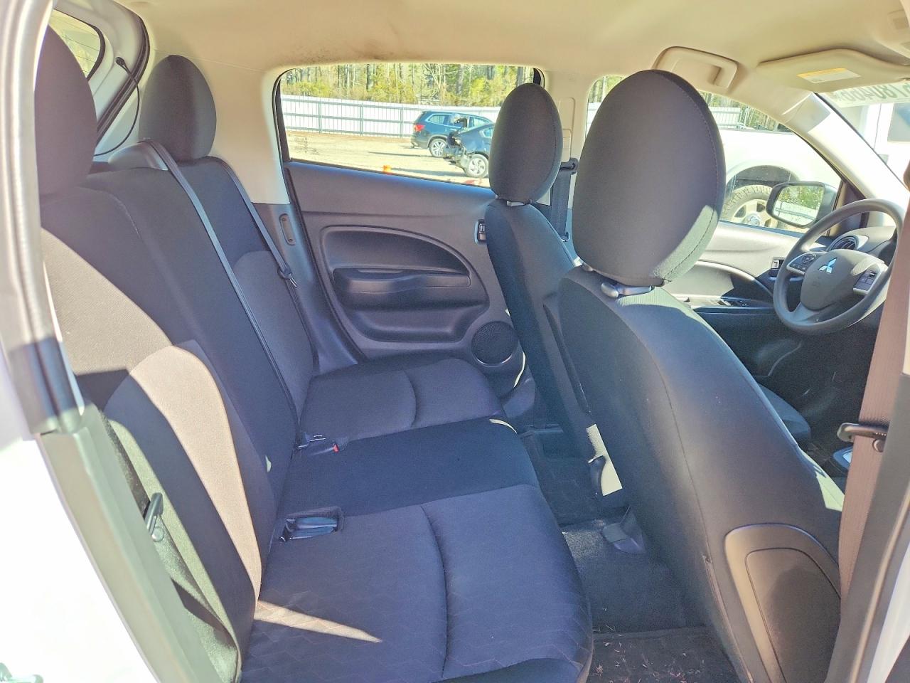 Mitsubishi Mirage Es Le