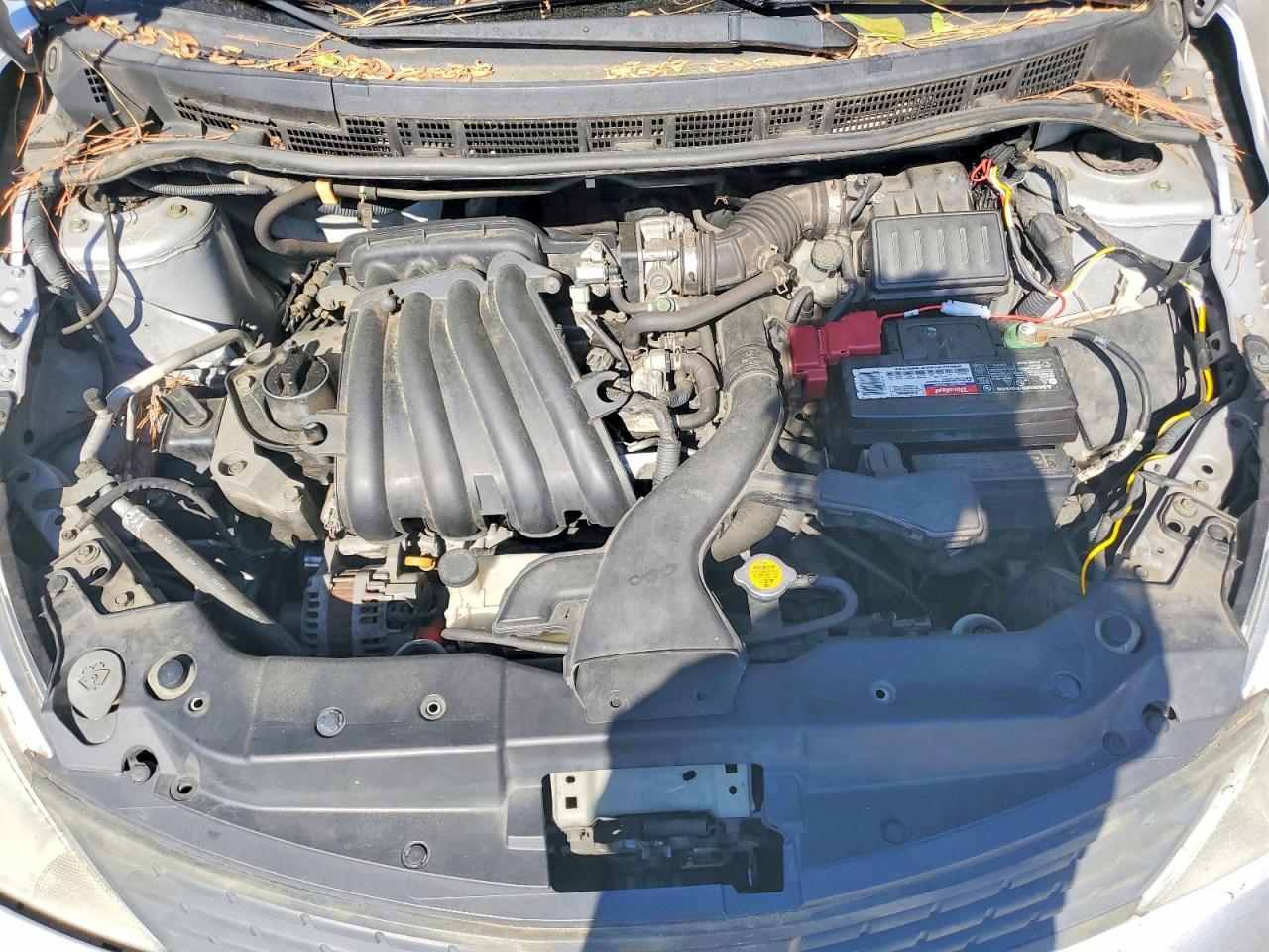 Nissan Versa 1.6 Base
