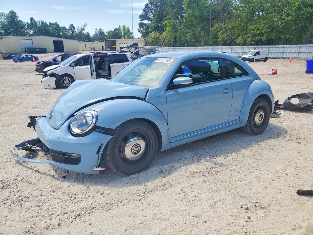 Salvage Volkswagen Beetle Image