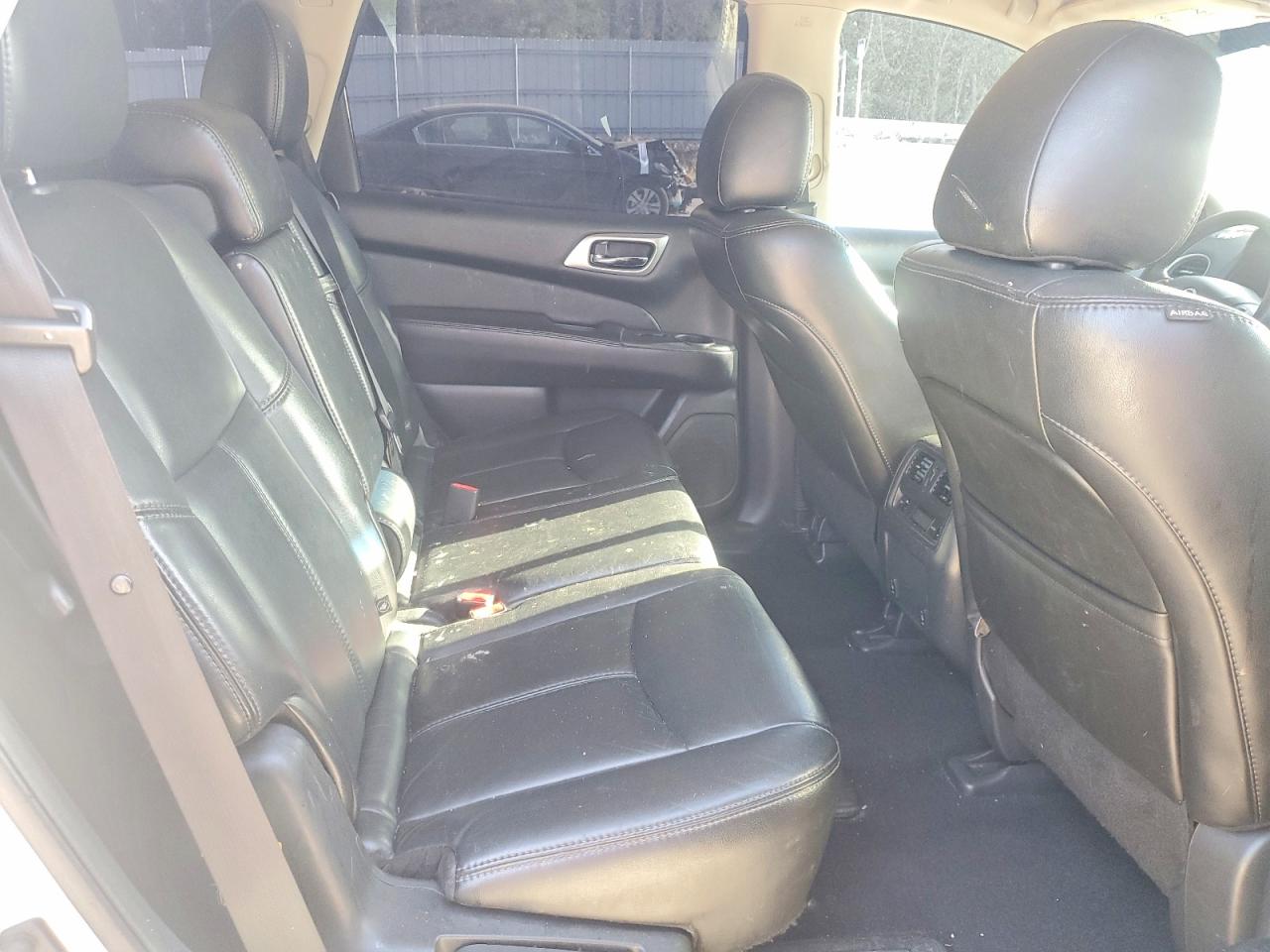 Nissan Pathfinder Sl