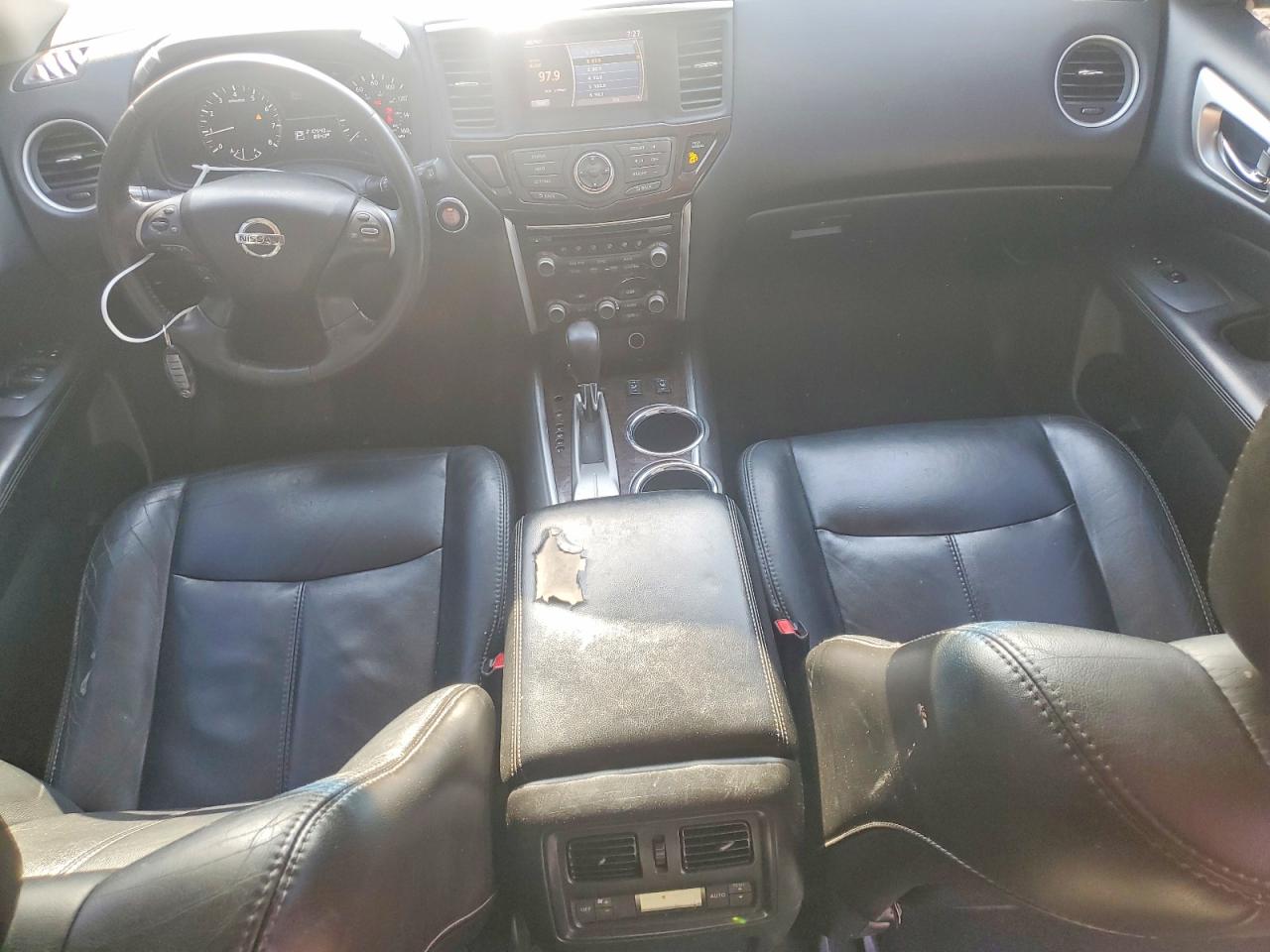 Nissan Pathfinder Sl