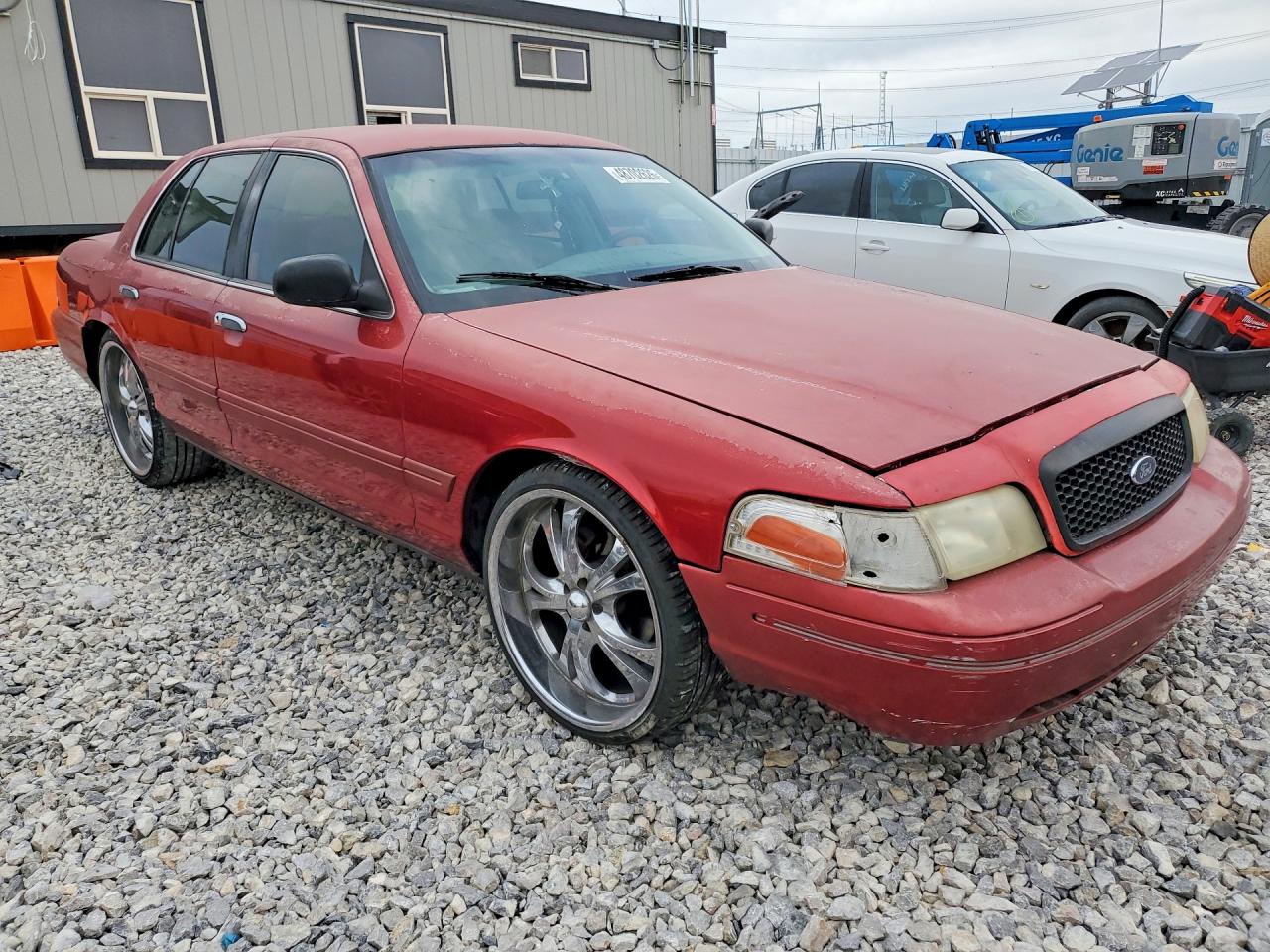 Ford Crown Vic