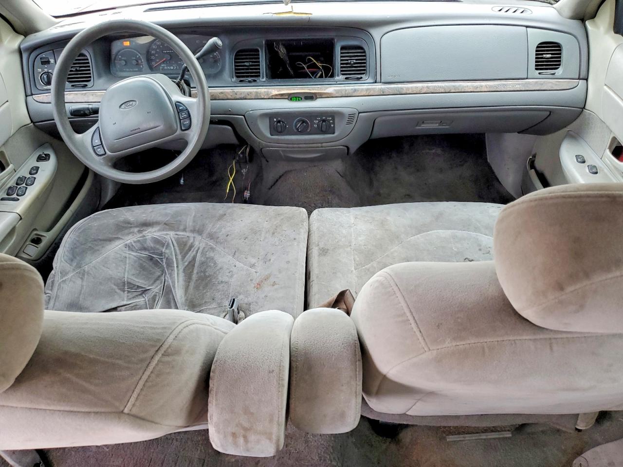Ford Crown Vic