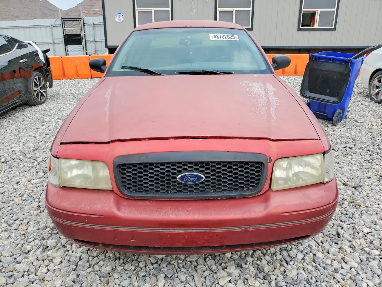 Ford Crown Vic