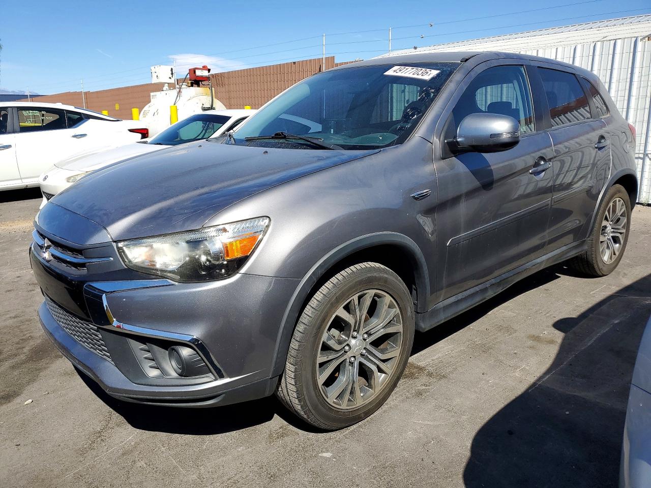 Salvage Mitsubishi Outlander Image