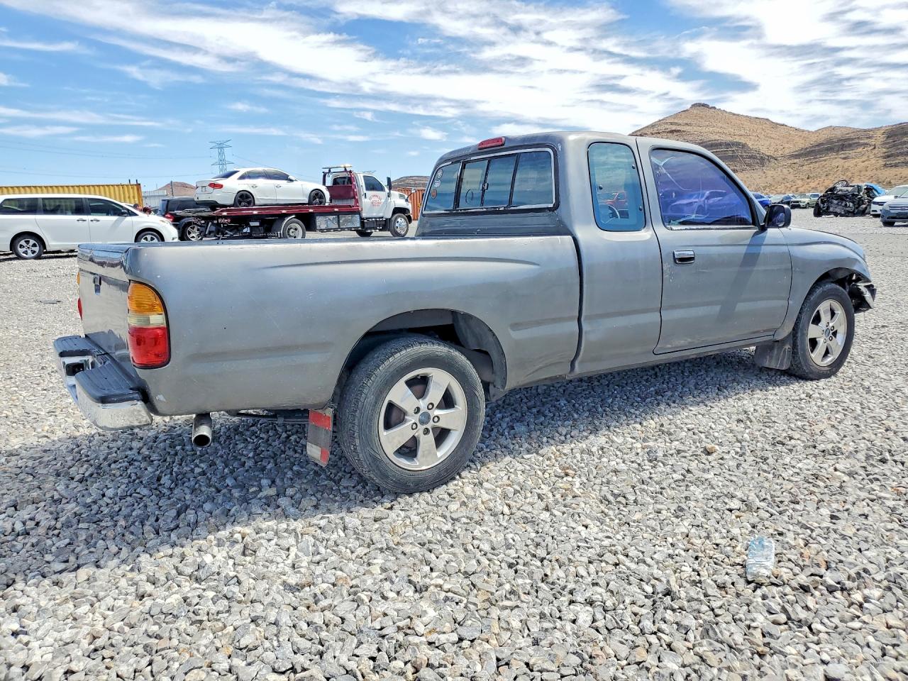 Toyota Tacoma Xtracab